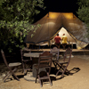 accampamento con tende, tende montate, tende fisse